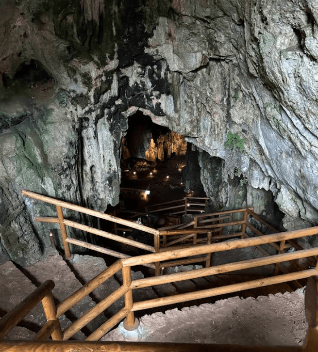 Melidoni Cave