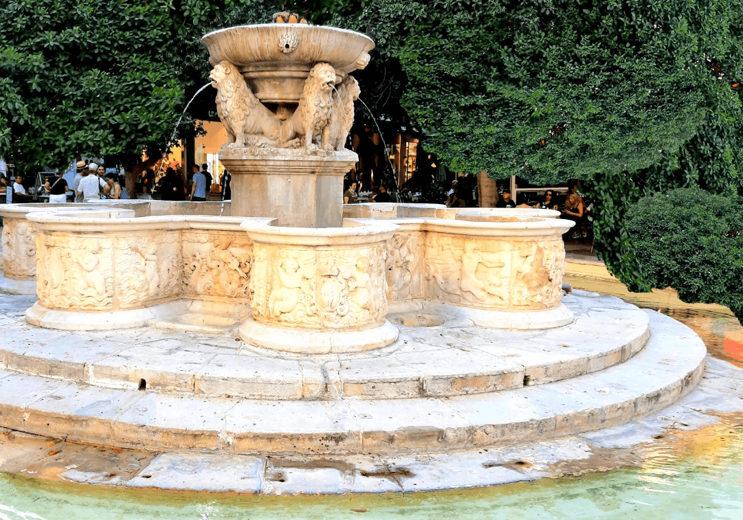 Morosini Fountain (Lions Fountain)